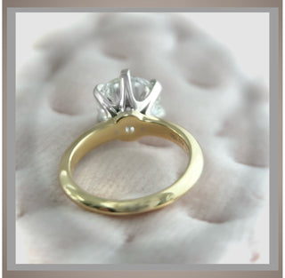3.00 Ct Brilliant Cut Round Diamond  Solitaire 14K Yellow Gold