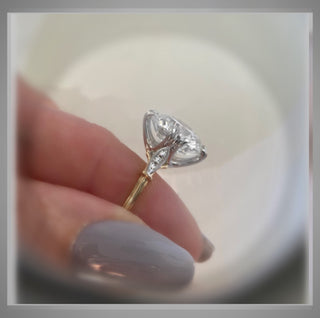 QUICK SHIP ** Vintage Style ** 2.00 Carat Brilliant cut Diamond Round   Solitaire Engagement Ring  ***   By Chelsea Leigh and Company