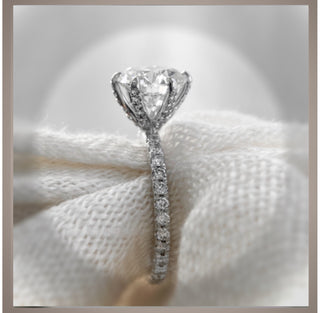 On SALE ****3.05 Carat Brilliant Cut Round Diamond Solitaire Engagement Ring VS1   *** By Chelsea Leigh and Company