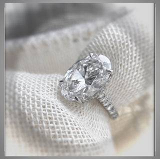 Just Reduced * 4.20 Carat Brilliant Cut Oval Diamond Solitaire Engagement Ring VS1  *** By Chelsea Leigh and Company