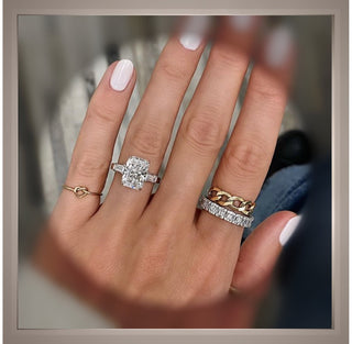 BIG DIAMOND***3.60 Ct Radiant  Cut Diamond Ring W/ baguettes  VVS2 *** By Chelsea Leigh and Company