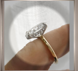 On SALE *** 3.20 Ct  Brilliant Cut Oval Diamond Solitaire Engagement Ring VVS2 D  *** By Chelsea Leigh and Company