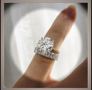 On SALE *** *** 4.60 Carat Brilliant Cut Round Diamond Solitaire  set in 14K Gold *** By Chelsea Leigh and Company