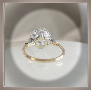 QUICK SHIP ** Vintage Style ** 2.00 Carat Brilliant cut Diamond Round   Solitaire Engagement Ring  ***   By Chelsea Leigh and Company