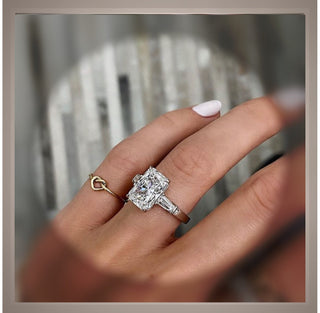 BIG DIAMOND***3.60 Ct Radiant  Cut Diamond Ring W/ baguettes  VVS2 *** By Chelsea Leigh and Company