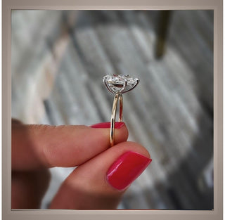 OnSale ***2.60 Ct  Brilliant Cut Pear Diamond Solitaire Engagement Ring *** By Chelsea Leigh and Company