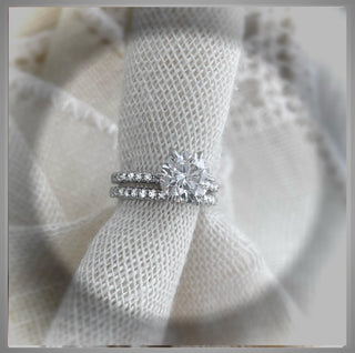 On Sale*** 2.50 Carat Brilliant Cut Round Diamond Solitaire Engagement Ring VS1 F ***By Chelsea Leigh & Company