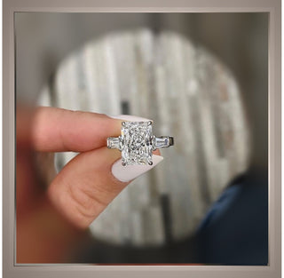 BIG DIAMOND***3.60 Ct Radiant  Cut Diamond Ring W/ baguettes  VVS2 *** By Chelsea Leigh and Company