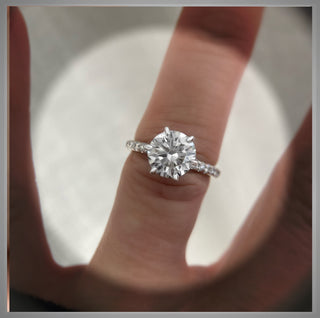 On Sale*** 2.50 Carat Brilliant Cut Round Diamond Solitaire Engagement Ring VS1 F ***By Chelsea Leigh & Company